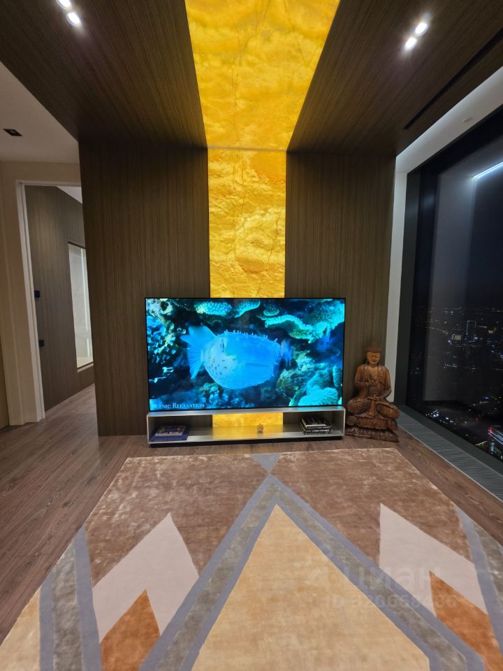 Продажа 2-комн квартиры на вторичном рынке 1-й Красногвардейский проезд, 22с2