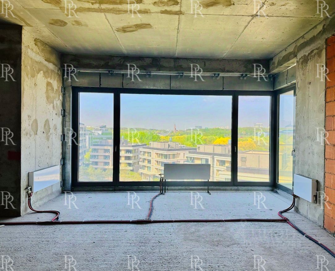 Продажа 4-комн квартиры на вторичном рынке Минская улица, 2Вк3