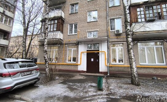 Продажа 2-комн квартиры на вторичном рынке Ярославская улица,  д. 5