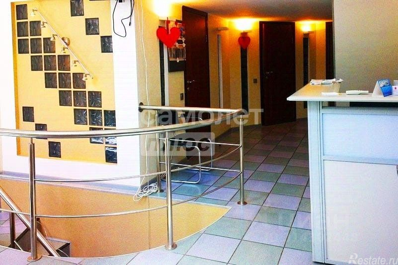 Аренда ПСН Трехсвятительский Б. пер,  д. 1