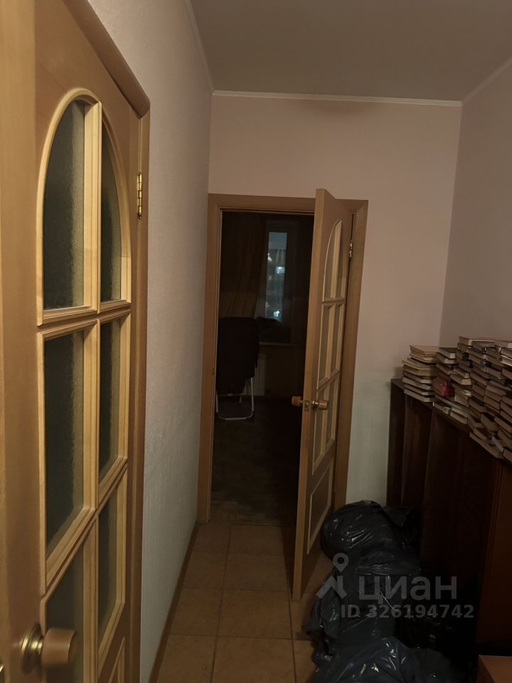 Продажа 3-комн квартиры на вторичном рынке Гаврская улица, 2