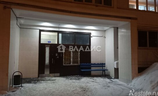 Продажа 2-комн квартиры на вторичном рынке Болотниковская улица,  д. 2 кА