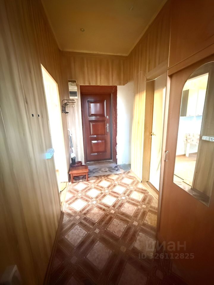 Продажа 2-комн квартиры на вторичном рынке пос. Красава, улица Комсомольская, 8