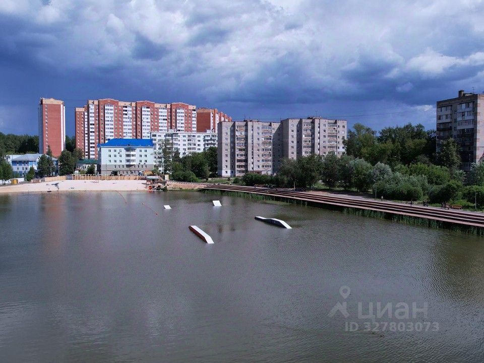 Продажа 2-комн квартиры на вторичном рынке Дмитров, Инженерная улица, 32