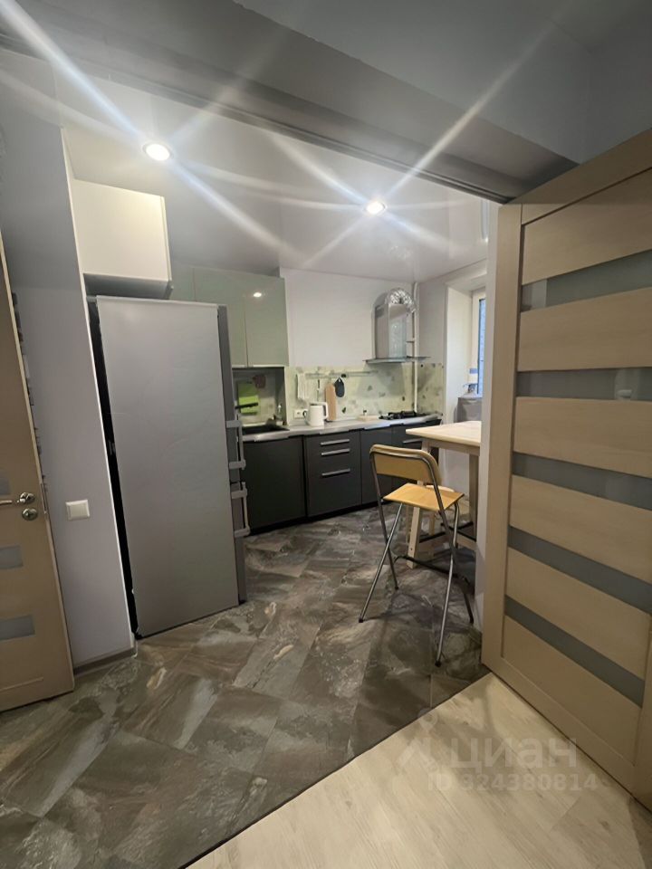 Продажа 2-комн квартиры на вторичном рынке Полоцкая улица, 14