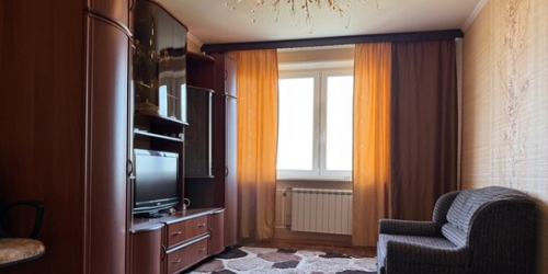 3-комн квартира Илимская улица,  д. 2