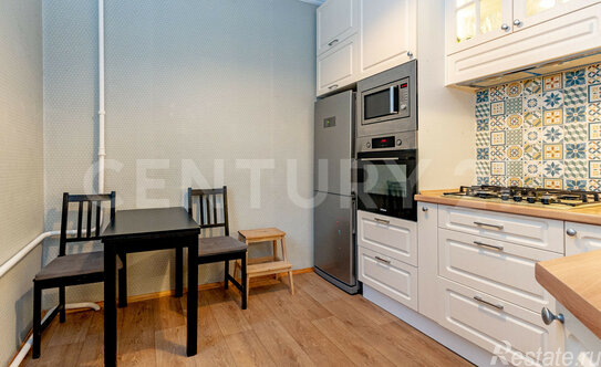 Продажа 2-комн квартиры на вторичном рынке Московский пр-кт,  д. 206,  к. 1