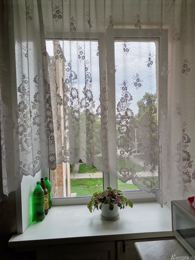 Продажа 3-комн квартиры на вторичном рынке Серпухов, Энгельса улица,  д. 18