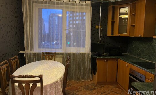 Аренда 3-комн квартиры на вторичном рынке Бухарестская М. ул,  д. 9