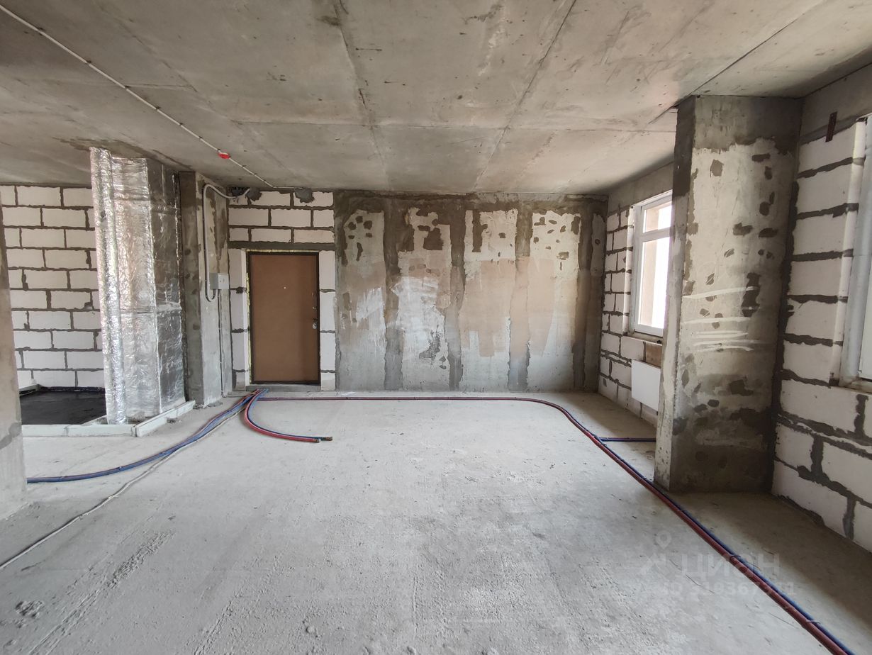 Продажа 4-комн квартиры на вторичном рынке пос. Развилка, проезд Римский, 13