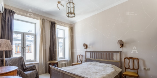 5-комн квартира Кронверкский пр-кт,  д. 23