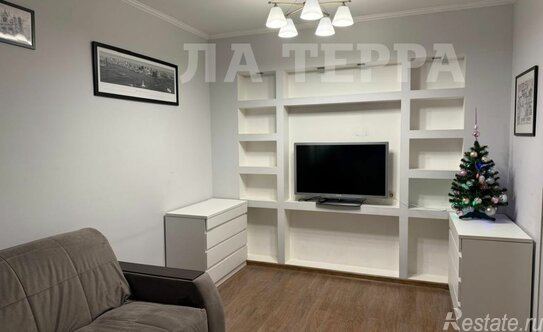 Аренда 1-комн квартиры на вторичном рынке Славянский бульвар,  д. 3