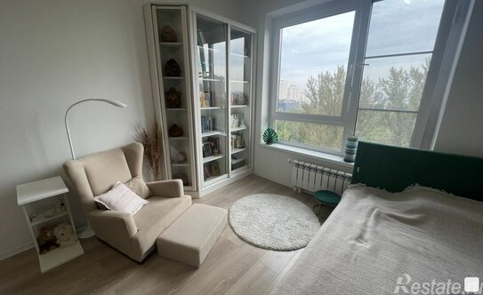 Продажа 1-комн квартиры на вторичном рынке Севастопольский проспект,  д. 79А