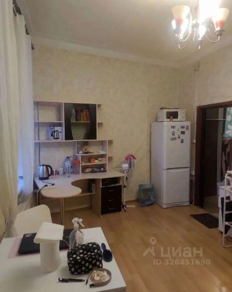 Продажа комнаты проспект Большой Васильевского острова, 101