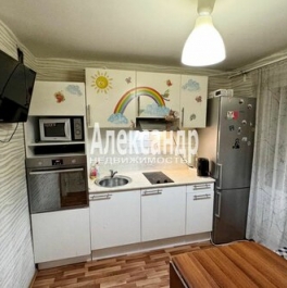 Продажа 1-комн квартиры на вторичном рынке улица Маршала Казакова,  д. 44 к1