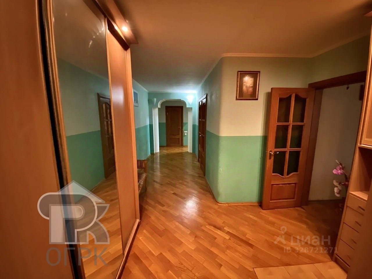 Продажа 3-комн квартиры на вторичном рынке Западный мкр, улица Рабочая, 50
