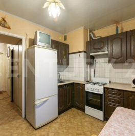 Продажа 2-комн квартиры на вторичном рынке Петергоф г, Гостилицкое ш,  д. 7 к1