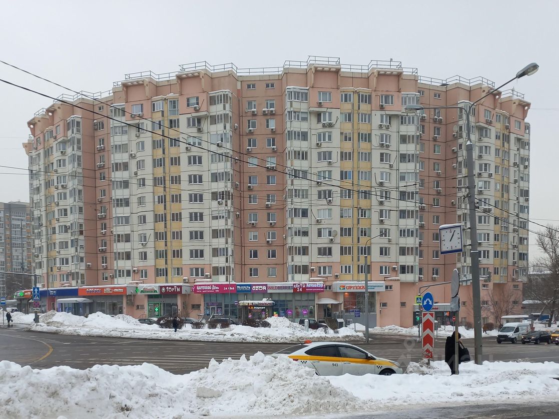 Продажа 1-комн квартиры на вторичном рынке улица Новинки, 1