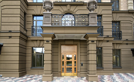 Продажа 3-комн квартиры на вторичном рынке ул Ротмистрова,  д. 2,  к. 3