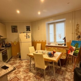 Продажа 2-комн квартиры на вторичном рынке Коломяжский пр-кт