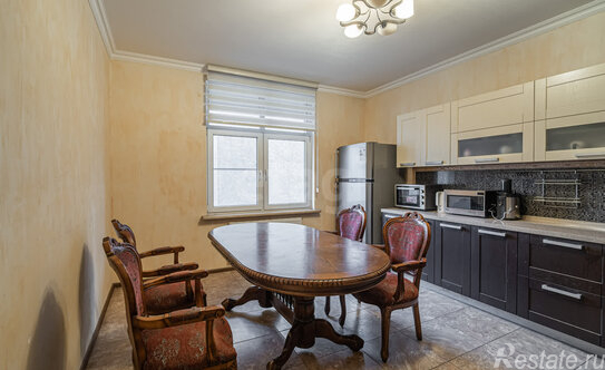 Продажа 3-комн квартиры на вторичном рынке улица Егорова,  д. 25 литА