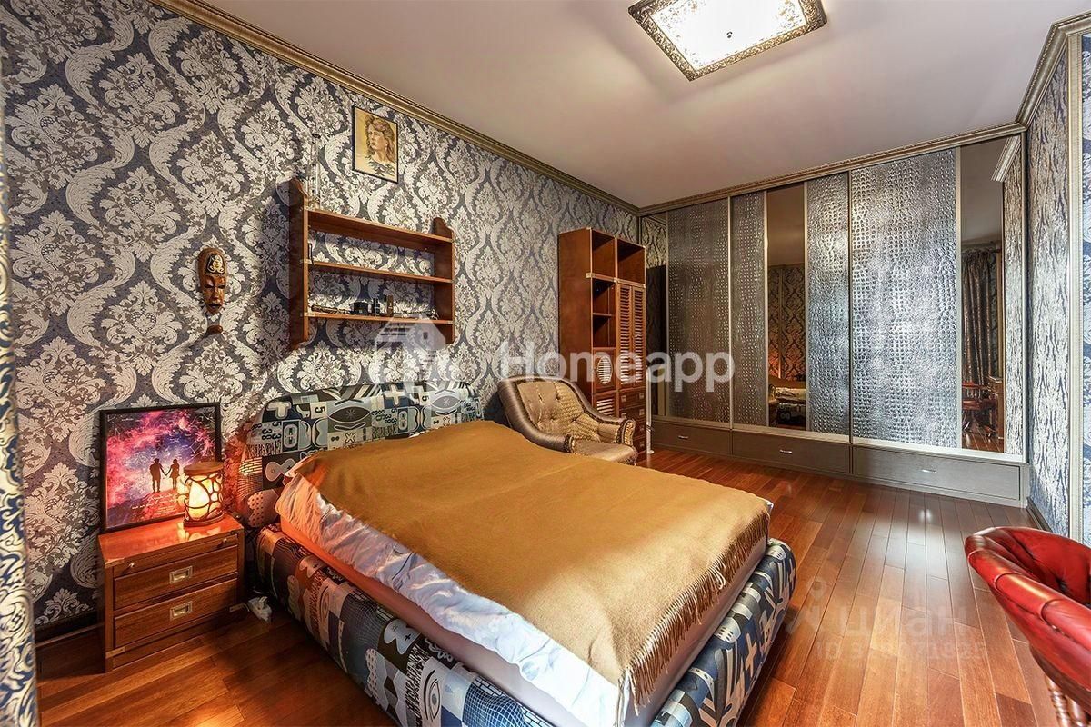 Продажа 4-комн квартиры на вторичном рынке Филевский бульвар, 24к2