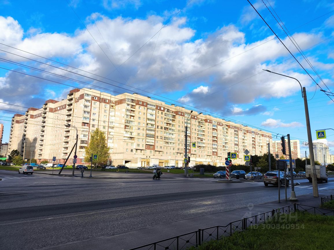 Продажа 2-комн квартиры на вторичном рынке Ленинский проспект, 92К1