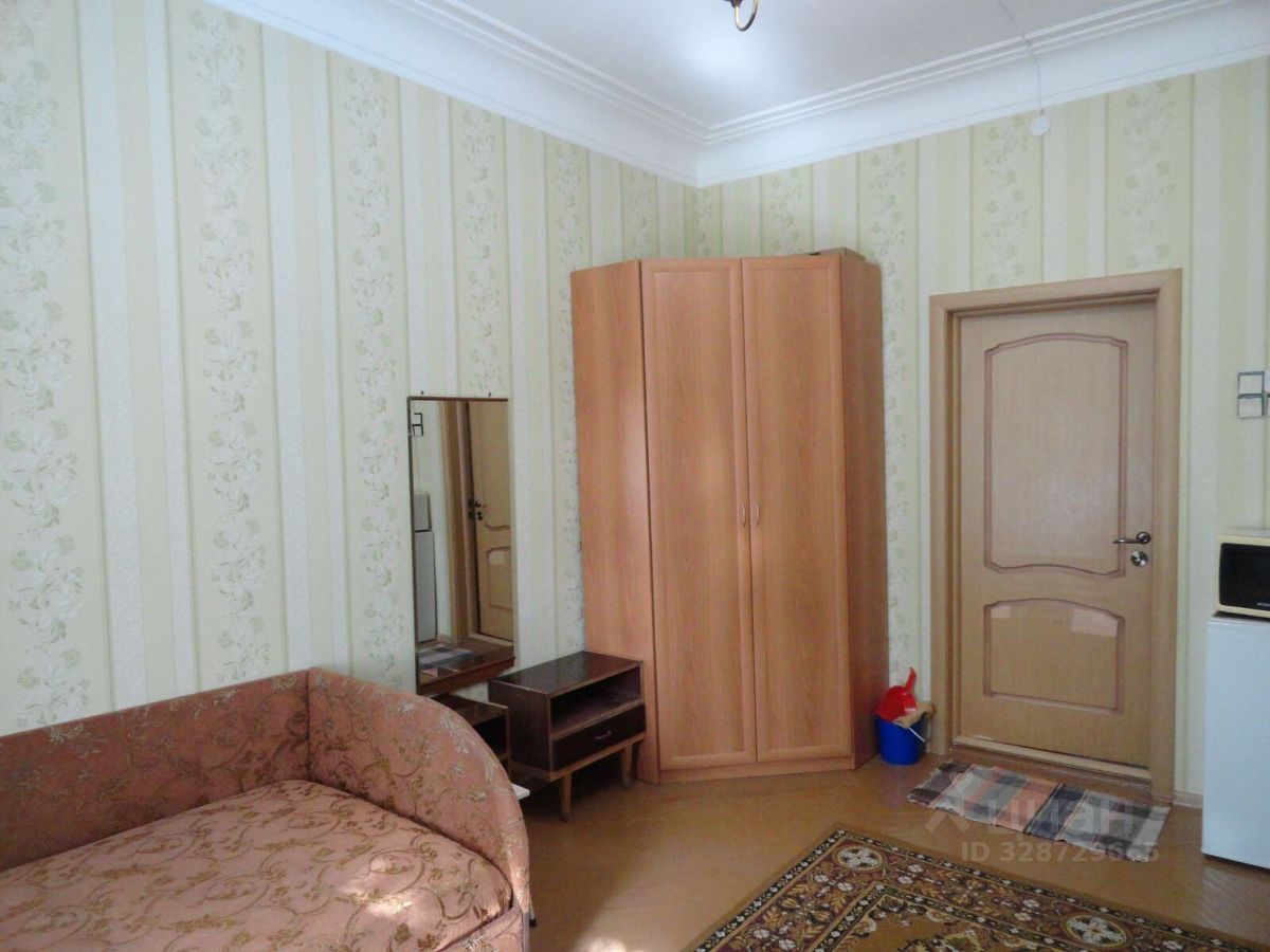 Продажа комнаты Гатчина, Красноармейский проспект, 15