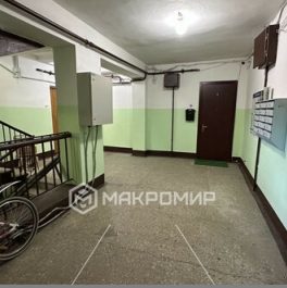 Продажа 1-комн квартиры на вторичном рынке Маршала Блюхера пр-кт,  д. 3 к3 с1