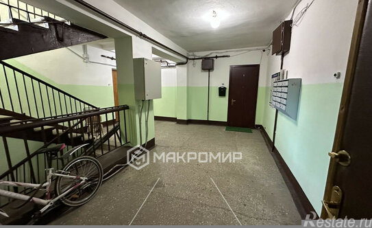 Продажа 1-комн квартиры на вторичном рынке Маршала Блюхера пр-кт,  д. 3 к3 с1