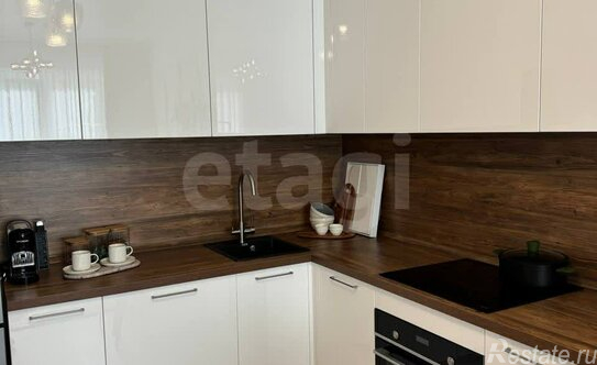 Продажа 1-комн квартиры на вторичном рынке Советский (Усть-Славянка) пр-кт,  д. 43 к2