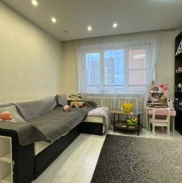 Продажа 3-комн квартиры на вторичном рынке Полярная улица,  д. 50