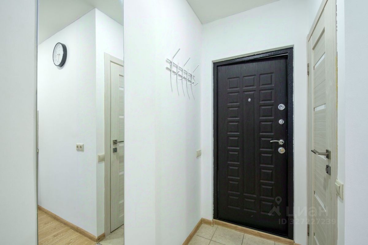 Продажа 3-комн квартиры на вторичном рынке Климовск мкр, проезд Больничный,  д. 2к2