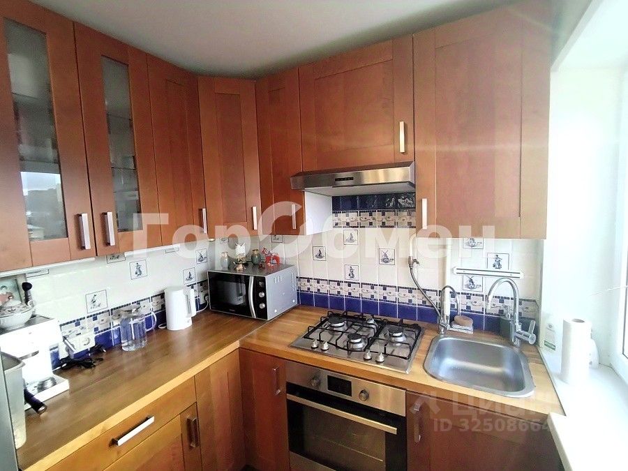 Продажа 3-комн квартиры на вторичном рынке Переведеновский переулок, 12