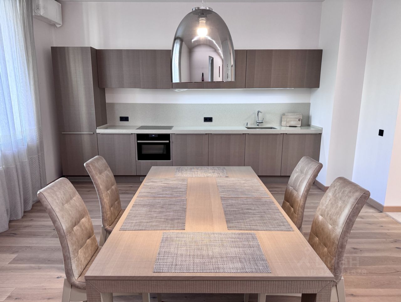 Продажа 2-комн квартиры на вторичном рынке Ждановская улица, 45