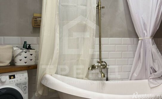 Продажа 2-комн квартиры на вторичном рынке Петергоф г, Шахматова ул,  д. 6 к1