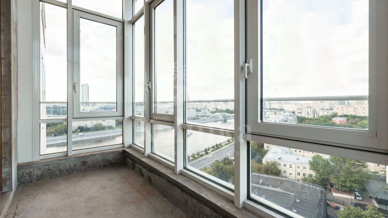 Продажа 5-комн квартиры на вторичном рынке Саввинская набережная, 9