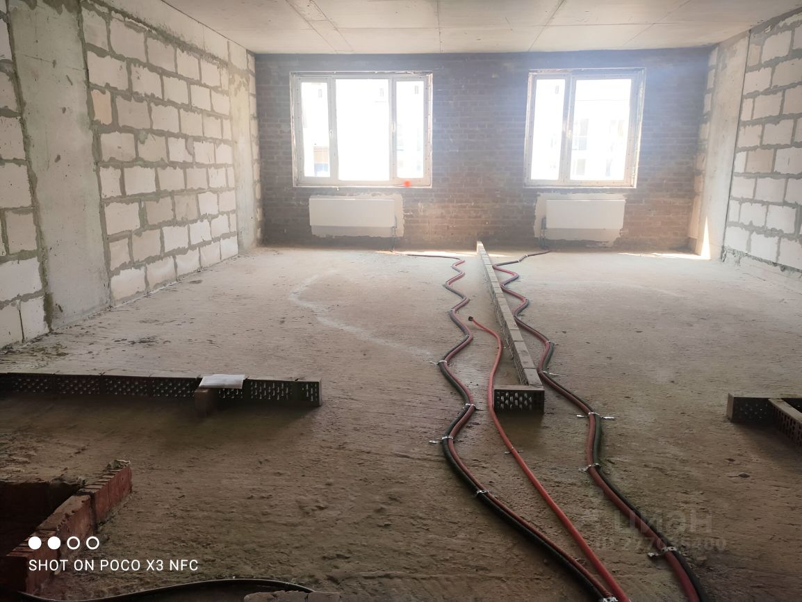 Продажа 2-комн квартиры на вторичном рынке Нахабино пгт, улица Покровская, 1к3