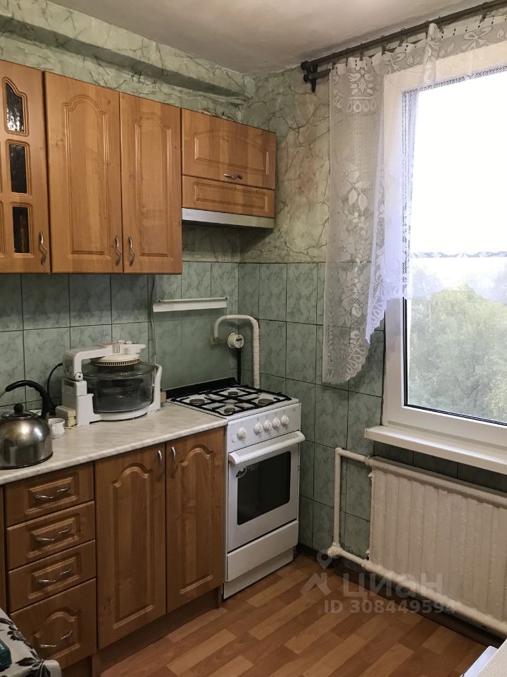 Продажа 4-комн квартиры на вторичном рынке Краснопутиловская улица, 30