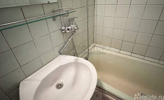 Продажа 2-комн квартиры на вторичном рынке Плещеева ул,  д. 22