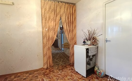 Продажа 5-комн квартиры на вторичном рынке Гатчина г, Красных Военлетов ул,  д. 2