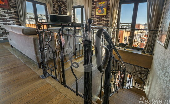 Продажа 4-комн квартиры на вторичном рынке Шлюзовая набережная,  д. 2А