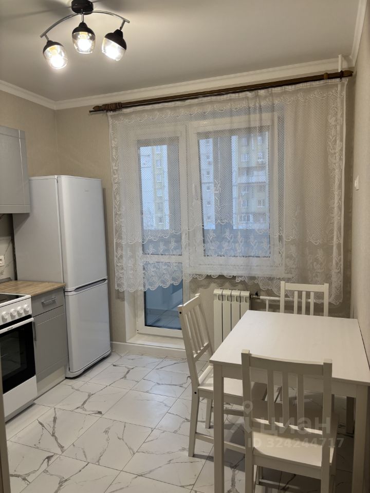 Аренда 1-комн квартиры на вторичном рынке Таллинская улица,  д. 5К3