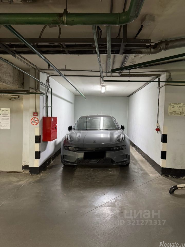 Продажа гаража Мичуринский проспект,  д. 3