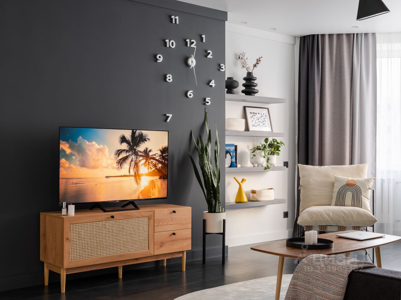 Аренда 2-комн квартиры на вторичном рынке Отрадная улица, 20