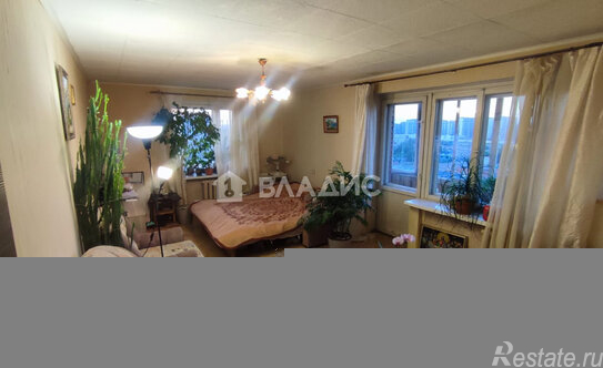 Продажа 3-комн квартиры на вторичном рынке ул Караваевская,  д. 38