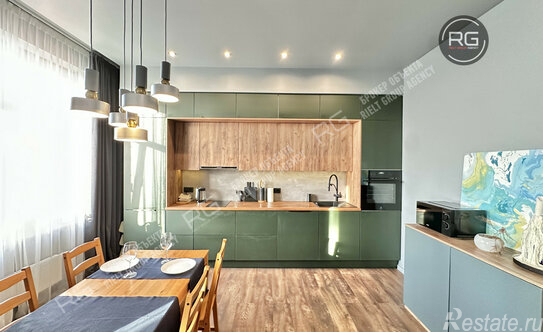 Продажа 2-комн квартиры на вторичном рынке Александра Матросова ул,  д. 1