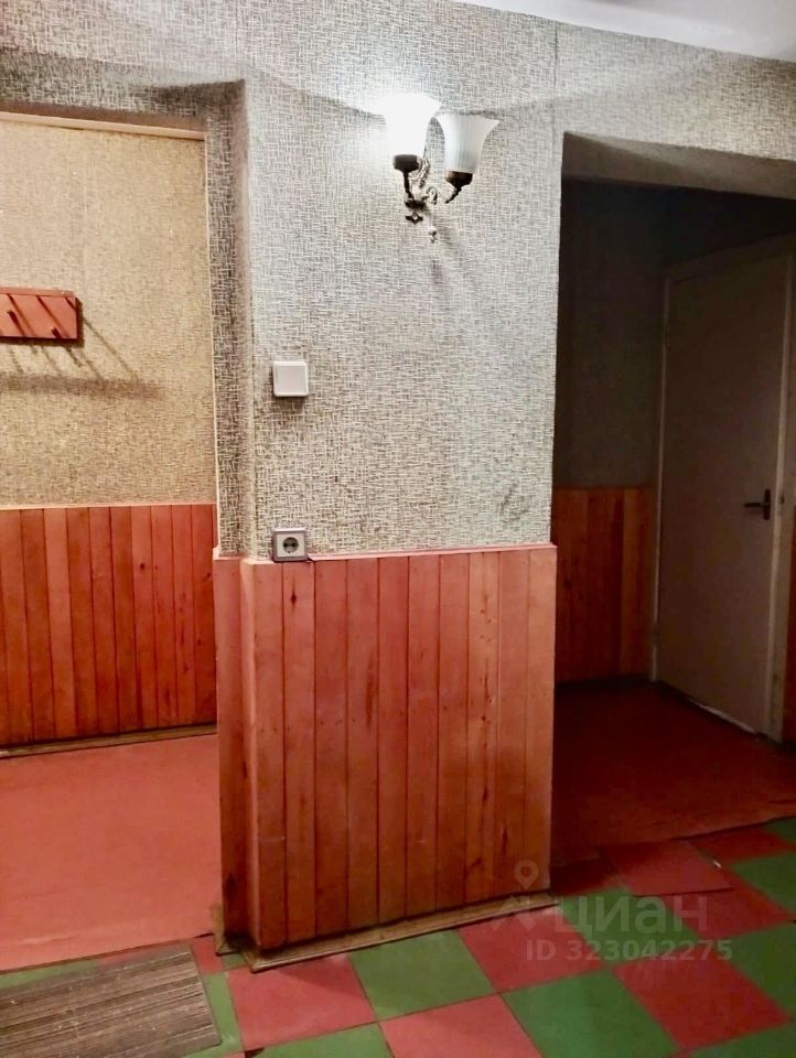 Продажа 3-комн квартиры на вторичном рынке проспект Наставников, 47К2