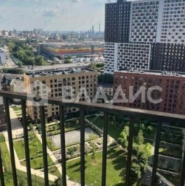 Продажа 1-комн квартиры на вторичном рынке Красноказарменная улица,  д. 14А к2