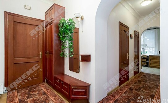 Продажа 4-комн квартиры на вторичном рынке Благодатная улица